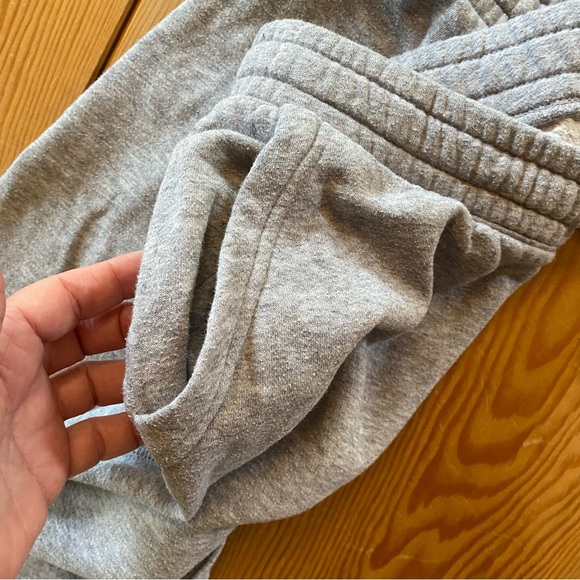 👖3 for $30 - XL Old Navy Jogging Pants - Picture 2 of 6
